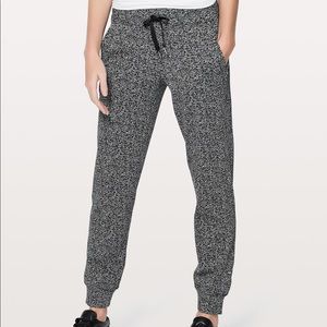 lululemon ready to rulu jogger